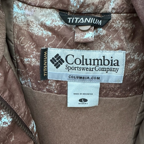 Columbia Titanium Jacket - Picture 12 of 13